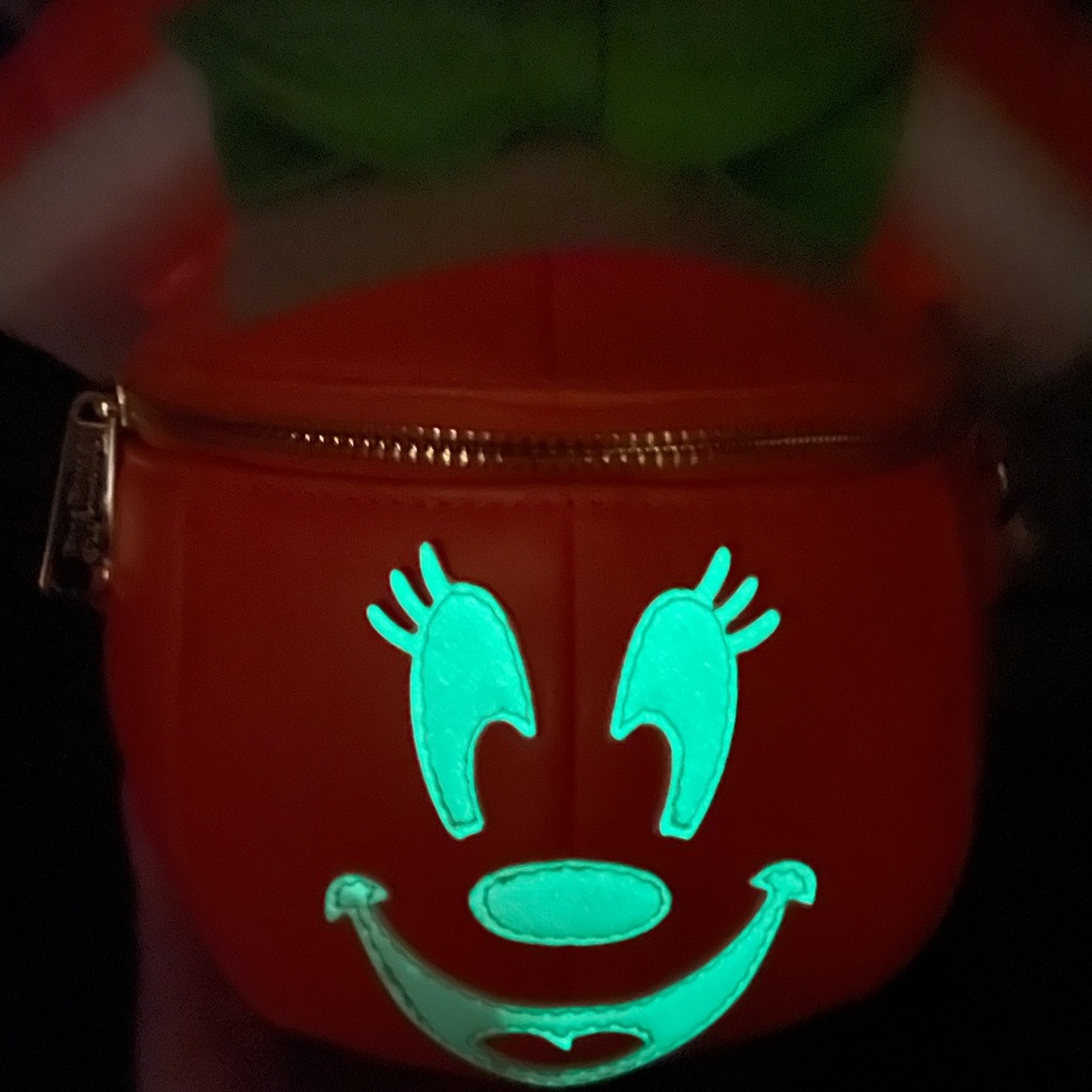 Disney Pumpkin Halloween Minnie Jack O Lantern Loungefly Crossbody Bag Purse - Picture 7 of 7